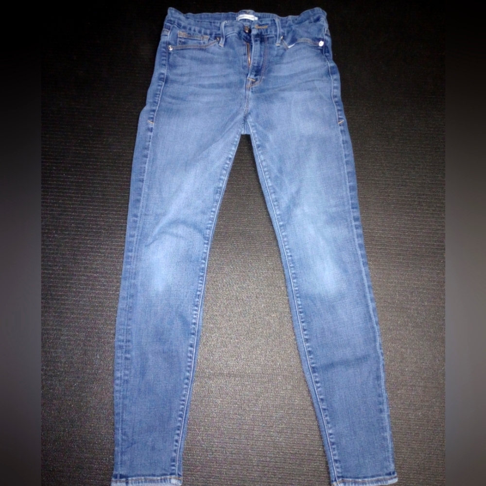 Good American Good Legs Jeans